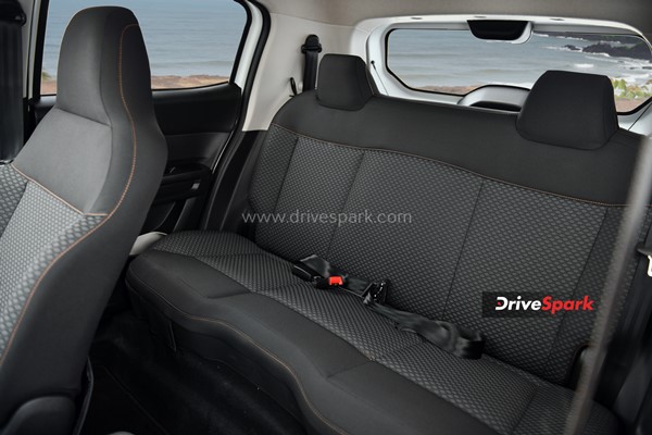 ಒಂದೇ ದಿನ 75 C3 ಕಾರುಗಳನ್ನು ವಿತರಿಸಿ ಸ್ವಾತಂತ್ರ್ಯ ದಿನಾಚರಣೆ ಆಚರಿಸಿದ ಸಿಟ್ರನ್ ಕಂಪನಿ 