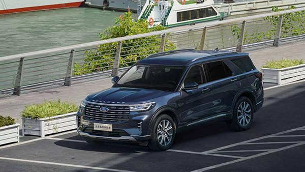 ಅತಿದೊಡ್ಡ ಟಚ್‌ಸ್ಕ್ರೀನ್ ಹೊಂದಿರುವ ಹೊಸ ಫೋರ್ಡ್ ಎಕ್ಸ್‌ಪ್ಲೋರರ್ ಎಸ್‌ಯುವಿ ಅನಾವರಣ