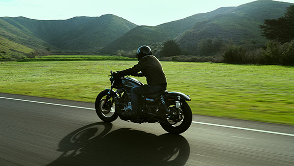 ಆಕರ್ಷಕ ವಿನ್ಯಾಸದ ಹೊಸ ಹಾರ್ಲೆ ಡೇವಿಡ್ಸನ್ ನೈಟ್‌ಸ್ಟರ್ ಬೈಕ್ ಬೈಕ್ ವಿಶೇಷತೆಗಳು...