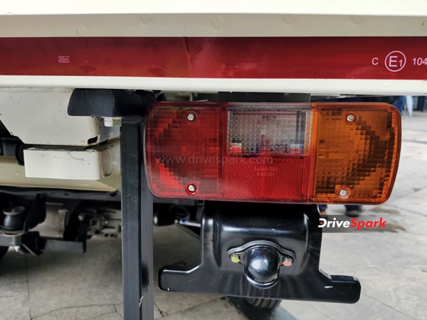 ಅತ್ಯುತ್ತಮ ಫೀಚರ್ಸ್ ಹೊಂದಿರುವ ಮಹೀಂದ್ರಾ ಜೋರ್ ಗ್ರ್ಯಾಂಡ್ ಎಲೆಕ್ಟ್ರಿಕ್ ವಾಣಿಜ್ಯ ವಾಹನ ಬಿಡುಗಡೆ