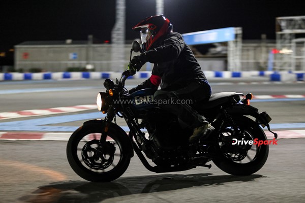 ರಾಯಲ್ ಎನ್‌ಫೀಲ್ಡ್ ಹೊಸ ಹಂಟರ್ 350 ಅಡ್ವೆಂಚರ್ ಕ್ರಾಸ್‌ಒವರ್ ಫಸ್ಟ್ ರೈಡ್ ರಿವ್ಯೂ