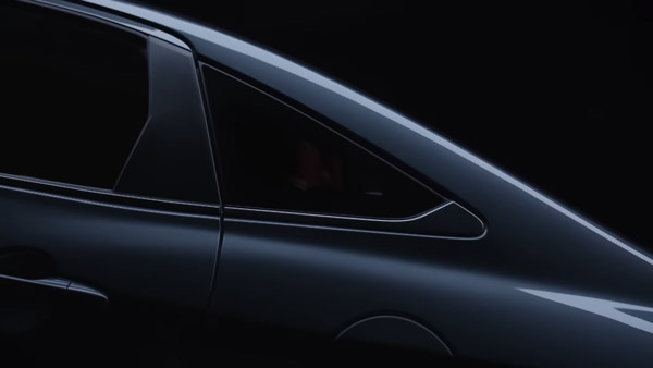 ಹೊಸ ಟೊಯೊಟಾ ಯಾರಿಸ್ ಕಾರಿನ ಆಕರ್ಷಕ ಟೀಸರ್ ಬಿಡುಗಡೆ