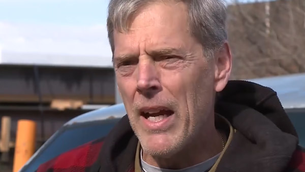 ಬರೋಬ್ಬರಿ 16 ಲಕ್ಷ ಕಿ.ಮೀ ಕ್ರಮಿಸಿದ ವ್ಯಕ್ತಿಗೆ ಐಷಾರಾಮಿ ಕಾರನ್ನು ಗಿಫ್ಟ್ ನೀಡಿದ ವೋಲ್ವೋ ಕಂಪನಿ