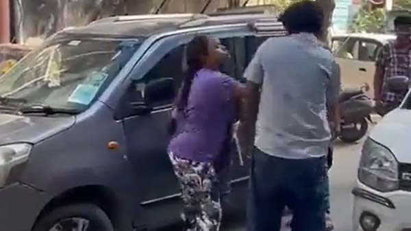 ಕಾರಿಗೆ ತಾಗಿದ ರಿಕ್ಷಾ: ತಪ್ಪೊಪ್ಪಿಕೊಂಡರು ಚಾಲಕನನ್ನು ಮನಬಂದಂತೆ ಥಳಿಸಿ ಜೈಲು ಸೇರಿದ ಮಹಿಳೆ