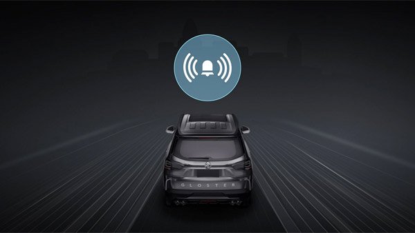 ಕಾರಿನಲ್ಲಿ ಪ್ರಜ್ಞೆತಪ್ಪಿದ ಚಾಲಕನನ್ನು ಯಾರ ಸಹಾಯವಿಲ್ಲದೇ 25 ಕಿ.ಮೀ ಹೊತ್ತೊಯ್ದ ರೆನಾಲ್ಟ್ ಕ್ಲಿಯೊ 