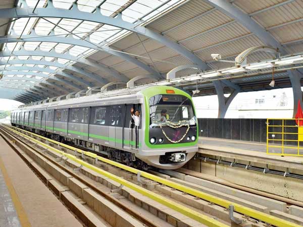 ಶೀಘ್ರದಲ್ಲೇ ಟ್ರಾಫಿಕ್ ಮುಕ್ತವಾಗಲಿದೆ ಬೆಂಗಳೂರು: ಸ್ಕೈಬಸ್ ಯೋಜನೆ ಪ್ರಸ್ತಾಪಿಸಿದ ಸಚಿವ ಗಡ್ಕರಿ 