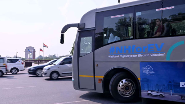 ದೆಹಲಿ-ಜೈಪುರವರೆಗಿನ 270 ಕಿ.ಮೀ ಎಲೆಕ್ಟ್ರಿಕ್ ಹೆದ್ದಾರಿಯ ಪ್ರಾಯೋಗಿಕ ಚಾಲನೆ ಪ್ರಾರಂಭ