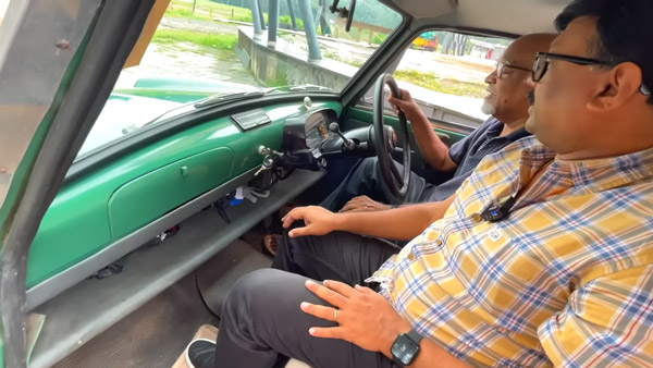 40 ವರ್ಷಗಳಿಂದ ಒಂದೇ ಕಾರು, ಬೈಕನ್ನು ಓಡಿಸುತ್ತಿರುವ ವೃದ್ಧ: ನಿರ್ವಹಣೆ ಬಗ್ಗೆ ಎರಡು ಮಾತಿಲ್ಲ! 