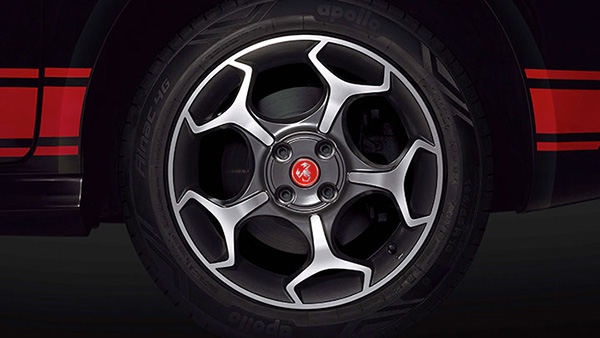 ಪರ್ಫಾಮೆನ್ಸ್ ಕಿಂಗ್ ಫಿಯೆಟ್ ಪುಂಟೊ ಎಷ್ಟು ಮಂದಿಗೆ ಗೊತ್ತು? ಈ ಕಪ್ಪು ಚೇಳನ್ನು ಒಮ್ಮೆ ನೆನಪಿಸಿಕೊಳ್ಳೋಣ...