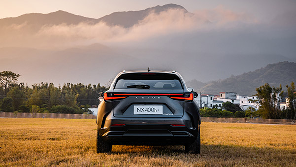 ಭಾರತದಲ್ಲಿ ಪ್ರಸ್ತುತ ಖರೀದಿಗೆ ಲಭ್ಯವಿರುವ ಟಾಪ್ 5 ಅತ್ಯುತ್ತಮ ಹೈಬ್ರಿಡ್ ಕಾರುಗಳಿವು!