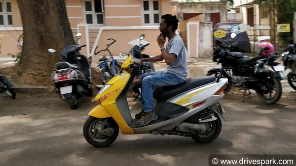 ಬೈಕ್ ಡ್ರೈವ್ ಮಾಡುತ್ತಾ ಬ್ಲೂಟೂತ್ ಬಳಸಿದ್ರೆ 3 ತಿಂಗಳು ಲೈಸೆನ್ಸ್ ರದ್ದು