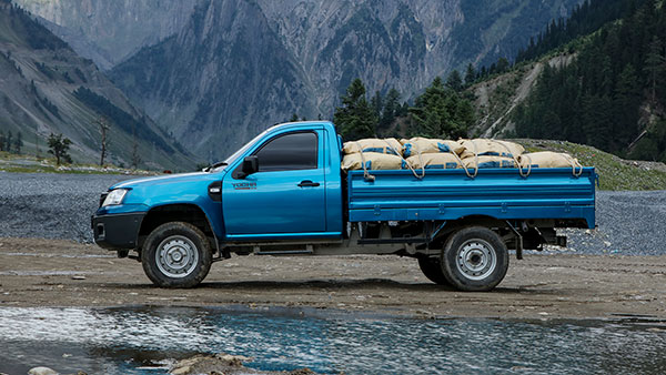 ಯೋಧಾ 2.0, ಇಂಟ್ರಾ ವಿ50, ಇಂಟ್ರಾ ವಿ20 ಸಿಎನ್‌ಜಿ ಮಾದರಿ ಬಿಡುಗಡೆ ಮಾಡಿದ ಟಾಟಾ ಮೋಟಾರ್ಸ್