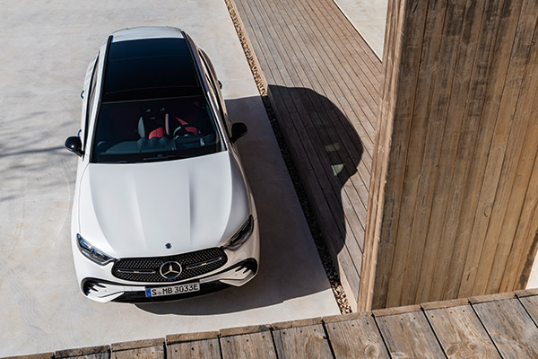 ಒಂದೊಂದಾಗಿ ರಷ್ಯಾವನ್ನು ತೊರೆಯುತ್ತಿರುವ ಕಾರ್ ಕಂಪನಿಗಳು: ರೆನಾಲ್ಟ್, ನಿಸ್ಸಾನ್ ಆಯ್ತು ಇದೀಗ ಬೆಂಝ್