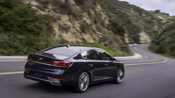 ಭಾರತದಲ್ಲಿ ಶ್ರೀಮಂತ ಗ್ರಾಹಕರು ಬಯಸುವ ಐದು ಅಂತಾರಾಷ್ಟ್ರೀಯ ಕಿಯಾ ಐಷಾರಾಮಿ ಕಾರುಗಳು