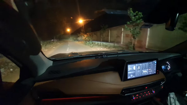 ಅಪ್ರಾಪ್ತ ಮಗನ ಪಕ್ಕದಲ್ಲೇ ಕುಳಿತು ಕಾರು ಓಡಿಸುತ್ತಿದ್ದರೇ ವಿಡಿಯೋ ಮಾಡಿ ಹಂಚಿಕೊಂಡ ತಂದೆ: ಇದು ಸರಿಯೇ?