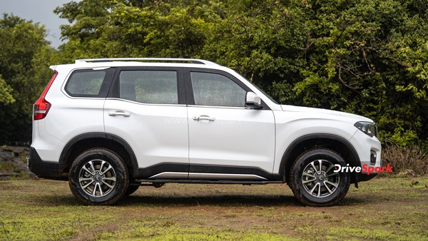 ಒಂದೇ ದಿನದಲ್ಲಿ ನೂರು ಸ್ಕಾರ್ಪಿಯೋ-ಎನ್ ಕಾರುಗಳನ್ನು ವಿತರಿಸಿದ ಮಹೀಂದ್ರಾ ಡೀಲರ್