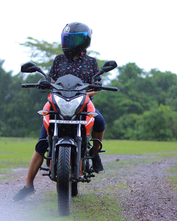 ಬೈಕ್‌ನಲ್ಲಿ ದೇಶ ಸುತ್ತಿದ್ದಾಯ್ತು ಈಗ ರಾಜ್ಯ ಸುತ್ತಲು ಹೊರಟ ಯುವತಿ: ಈಕೆಯ ಧ್ಯೇಯ ಹಲವರಿಗೆ ಆದರ್ಶ