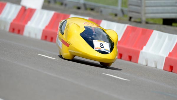 ಎಲೆಕ್ಟ್ರಿಕ್ ಕಾರ್ ನಿರ್ಮಿಸಿ ಅಂತಾರಾಷ್ಟ್ರೀಯ ಮಟ್ಟದಲ್ಲಿ ಮಿಂಚಿದ ಸರ್ಕಾರಿ ಕಾಲೇಜು ವಿದ್ಯಾರ್ಥಿಗಳು