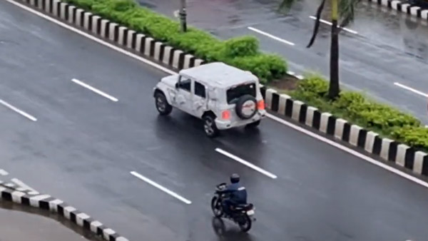 ಮೊದಲ ಬಾರಿಗೆ ಸನ್‌ರೂಫ್‌ನೊಂದಿಗೆ 5-ಡೋರ್ ವರ್ಷನ್‌ನಲ್ಲಿ ಬರುತ್ತಿದೆ ಮಹೀಂದ್ರಾ ಥಾರ್