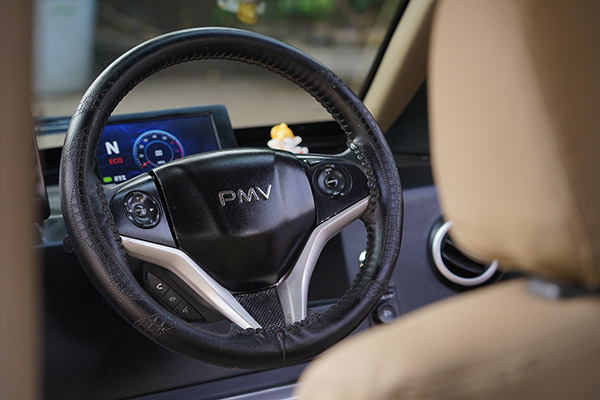 ಅತ್ಯಂತ ಕಡಿಮೆ ಬೆಲೆಯಲ್ಲಿ ಟಾಟಾ ನ್ಯಾನೋ ಕಾರಿಗಿಂತಲೂ ಚಿಕ್ಕದಾದ ಎಲೆಕ್ಟ್ರಿಕ್ ಕಾರು ಬಿಡುಗಡೆ