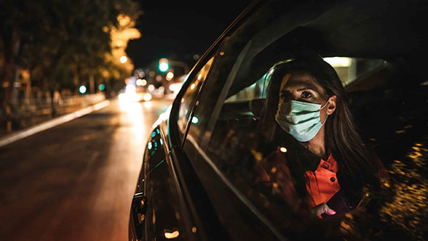 ಕ್ಯಾಬ್‌ನಲ್ಲಿ ಜನಿಸಿದ ಮಗು: ಕಾರು ಗಲೀಜಾಗಿದೆಯೆಂದು ತಾಯಿಗೆ 3 ಪಟ್ಟು ಹೆಚ್ಚಿನ ಶುಲ್ಕ ವಿಧಿಸಿದ ಟ್ಯಾಕ್ಸಿ ಕಂಪನಿ 