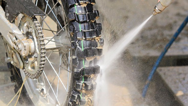  ನಿಮ್ಮ ಟೈರ್‌ನಲ್ಲಿ ಈ ಸಮಸ್ಯೆಗಳು ಇದ್ದರೆ ಕೂಡಲೇ ಬದಲಾಯಿಸಿ... ಜೊತೆಗೆ ಈ ವಿಷಯಗಳೂ ನೆನಪಿರಲಿ.