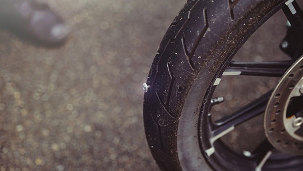  ನಿಮ್ಮ ಟೈರ್‌ನಲ್ಲಿ ಈ ಸಮಸ್ಯೆಗಳು ಇದ್ದರೆ ಕೂಡಲೇ ಬದಲಾಯಿಸಿ... ಜೊತೆಗೆ ಈ ವಿಷಯಗಳೂ ನೆನಪಿರಲಿ.