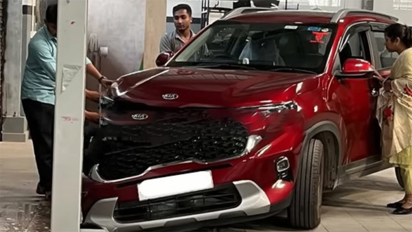 ಸರ್ವೀಸ್‌ಗೆ ನೀಡಿದ್ದ ಕಾರು ನುಜ್ಜುಗುಜ್ಜು