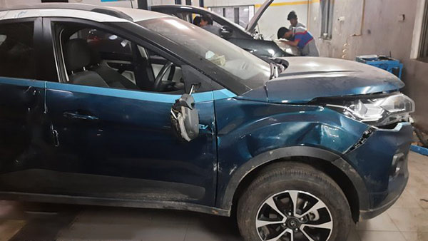 ಸರ್ವೀಸ್‌ಗೆ ಕೊಟ್ಟಿದ್ದ ಟಾಟಾ ನೆಕ್ಸಾನ್‌ ಮುಂಭಾಗ ಜಖಂ