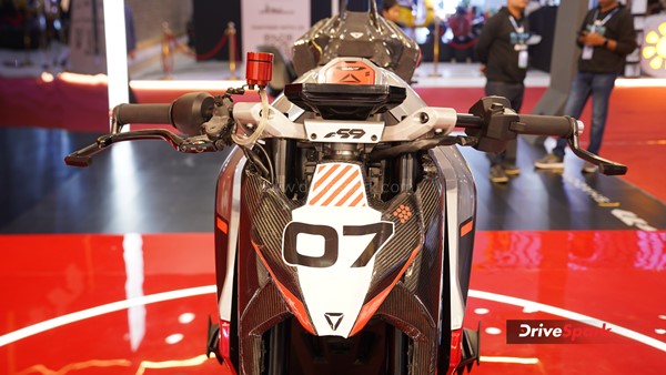 Auto Expo 2023: ಅಲ್ಟ್ರಾವೈಲೆಟ್ F99 ರೇಸಿಂಗ್ ಬೈಕ್ ಪ್ರದರ್ಶನ 