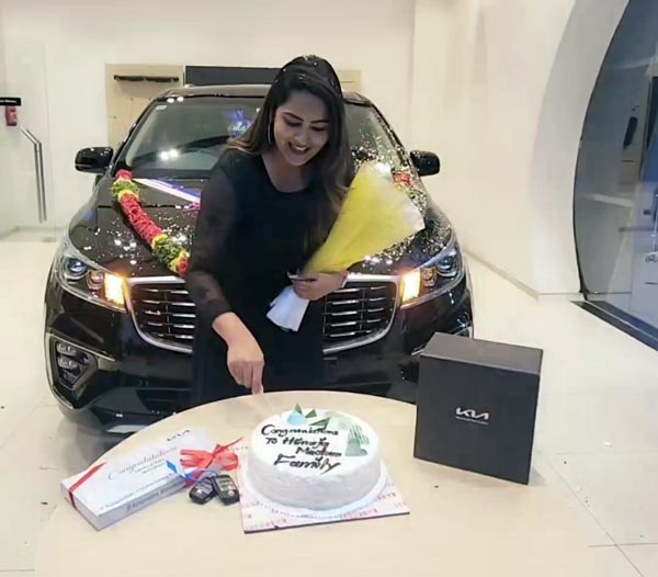 ಹಬ್ಬಕ್ಕೆ ಕಿಯಾ ಕಾರು ಖರೀದಿಸಿದ ತೆಲುಗು ನಟಿ: ಬೆಲೆ ಎಷ್ಟಿರಬಹುದು?
