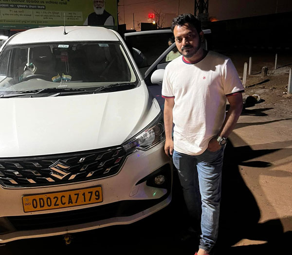 ಪೆಟ್ರೋಲ್ ಕಾರಿಗೆ ಡೀಸೆಲ್ ತುಂಬಿದ ಬಂಕ್ ಸಿಬ್ಬಂದಿ... ಕೃತಜ್ಞತೆ ಸಲ್ಲಿಸಿದ ಕಾರ್ ಮಾಲೀಕ 