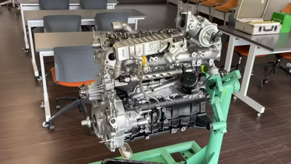 ಟೊಯೋಟಾ ಎಂಜಿನ್‌ಗಳು ಯಾಕಷ್ಟು ಫೇಮಸ್... 10 ಲಕ್ಷ ಕಿ.ಮೀ ಓಡಿದ್ರೂ ನಿಲ್ಲೋದಿಲ್ಲ... ಇಲ್ಲಿದೆ ಅಸಲಿ ಸತ್ಯ! 