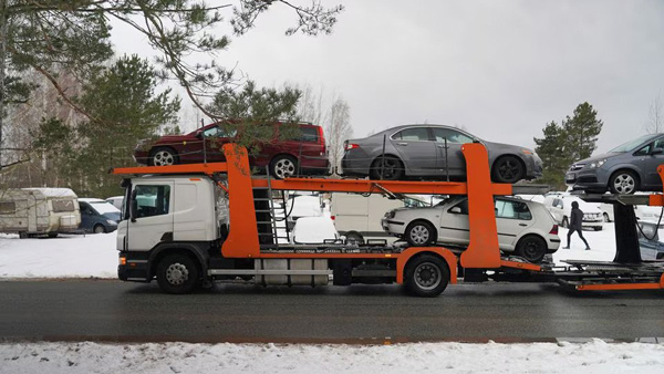 ಲಾಟ್ವಿಯಾದಲ್ಲಿ ಕುಡಿದು ವಾಹನ ಚಲಾಯಿಸಿದರೆ ಕಾರು ಸೀದಾ ಉಕ್ರೇನ್‌ಗೆ... ಇದೇ ಕಾರಣ