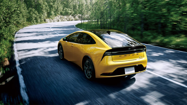 ನೀವು ಊಹಿಸಿದ್ದಕ್ಕಿಂತ ಅತಿಹೆಚ್ಚು ಮೈಲೇಜ್‌ನೊಂದಿಗೆ ಪವರ್ ಫುಲ್ ಟೊಯೊಟಾ ಪ್ರಿಯಸ್ PHEV ಬಿಡುಗಡೆ