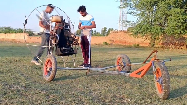 ಸಿಂಪಲ್ ಸಾಧನಗಳಿಂದ ಪ್ಯಾರಾ ಮೋಟರ್ ಗ್ಲೈಡರ್ ತಯಾರಿಸಿದ ಸೈಕಲ್ ಮೆಕ್ಯಾನಿಕ್
