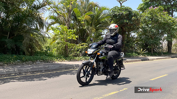 New Honda Shine 100 Review... Attractive Design, 70 KM Mileage 