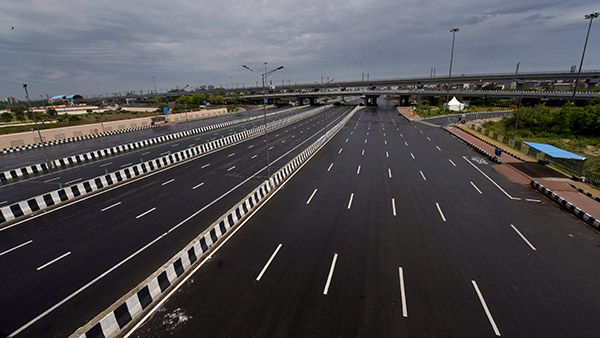 If you see this sign on the roads, do not stop... NHAI explained the meaning