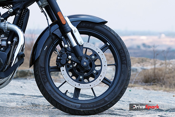 Review: ರಾಯಲ್ ಎನ್‌ಫೀಲ್ಡ್ ಸೂಪರ್ ಮೀಟಿಯರ್ 650 ವಿಮರ್ಶೆ.. ಹೇಗಿದೆ ಗೋತ್ತಾ?