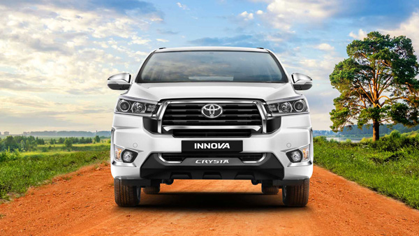 ಬಹುನೀರಿಕ್ಷಿತ Toyota ಇನ್ನೋವಾ ಕ್ರಿಸ್ಟಾ ರೂಪಾಂತರಗಳ ಬೆಲೆ ಘೋಷಣೆ: ಇನ್ನೋವಾ ಹೈಕ್ರಾಸ್‌ಗಿಂತ ತುಂಬಾ ಕಮ್ಮಿ