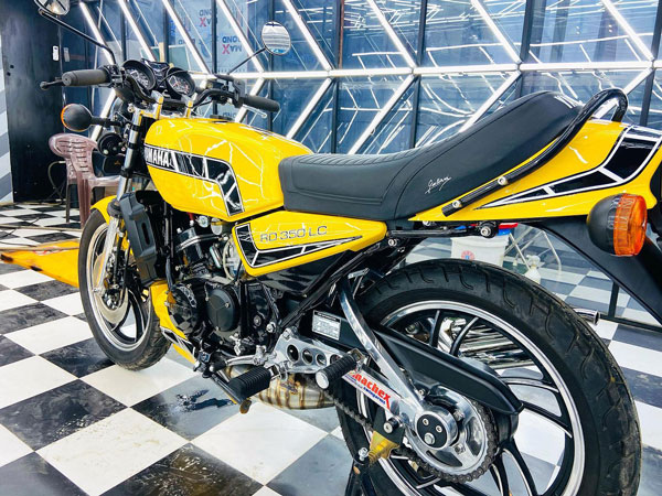 Yamaha RD350 