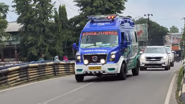 Ambulance driver who saved girl life