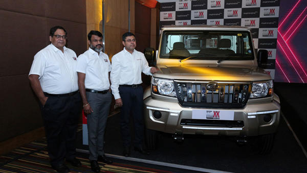 mahindra-record-delivery-climbed-asia-india-book-records