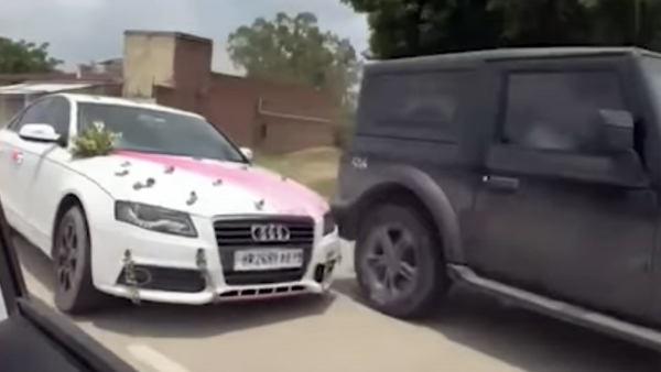 thar-driver-hit-audi-without-knowing-distance-while-overtaking