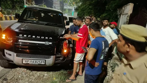 Praveen Kumar Faced Severe Crash In Land Rover Defender