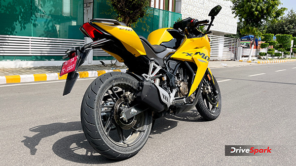 hero-karizma-xmr-review-design-performance-engine-price