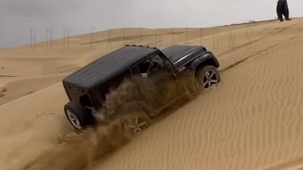 Mahindra Thar vs Maruti Jimny 