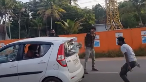 viral-video-group-people-destroyed-car-racing