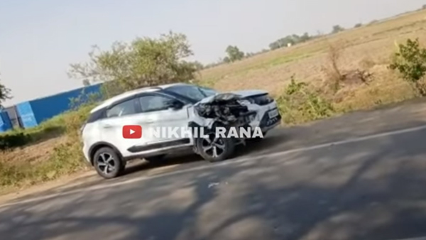 tata-nexon-tractor-tragic-accident-tractor-two-pieces