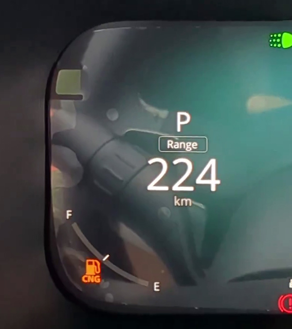 i-cng-logo-displayed-in-tata-nexon-ev